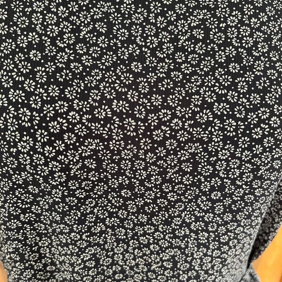 JUNIE black/cream floral dress with tie back, lined, size Small - Picture 5 of 6